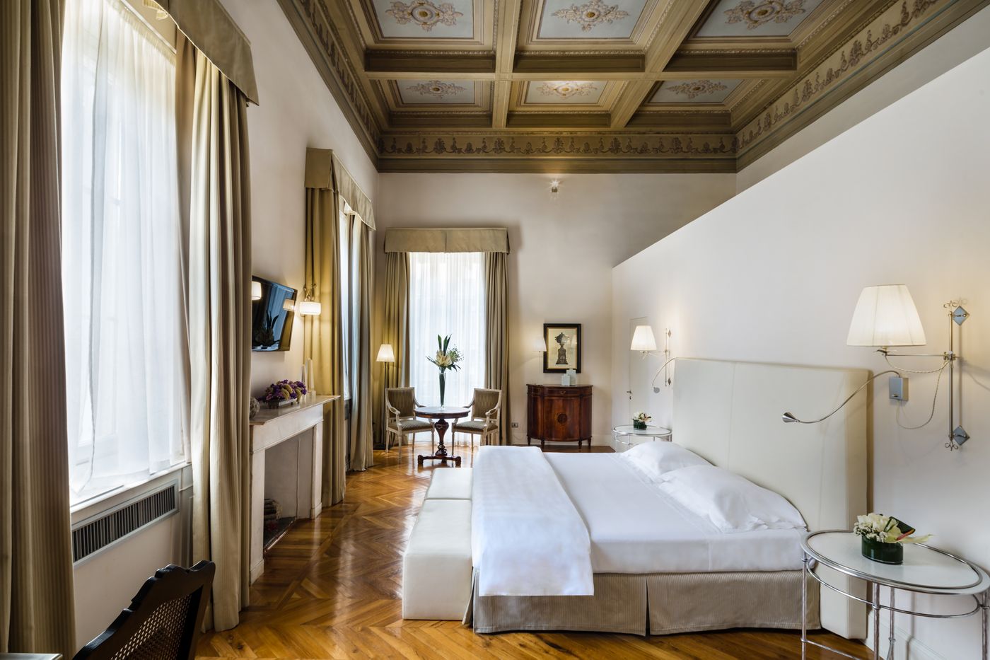 Relais-Santa-Croce-by-Baglioni-Hotels-Room-27