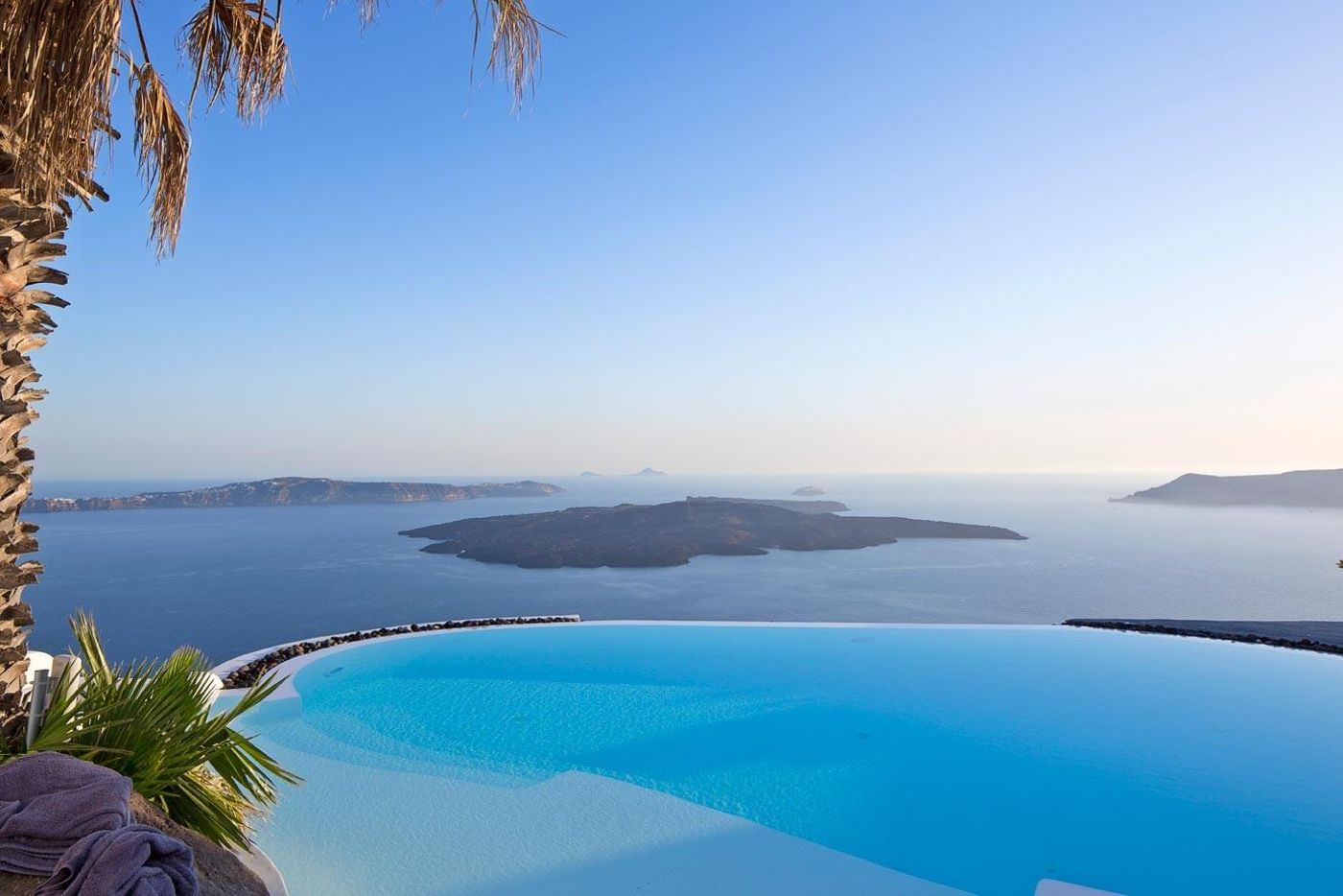 Alta-Vista-Suites-Pool-42