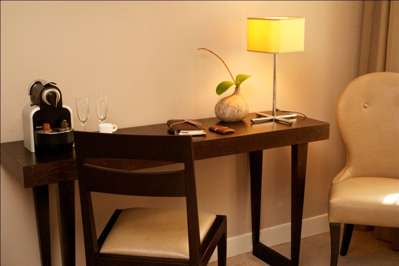 Opera-Frochot-Room-5