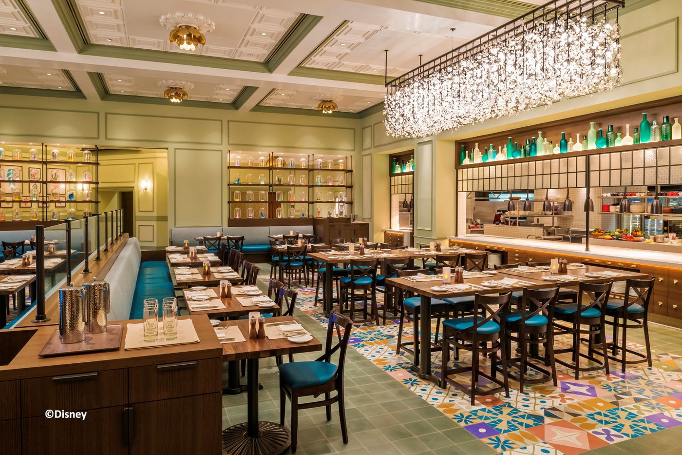 Disney-Explorers-Lodge-Restaurant-15