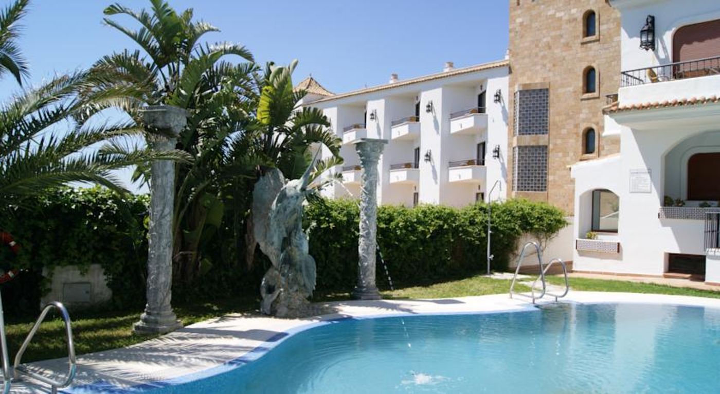 Hotel-Pozo-Del-Duque-General-view-1