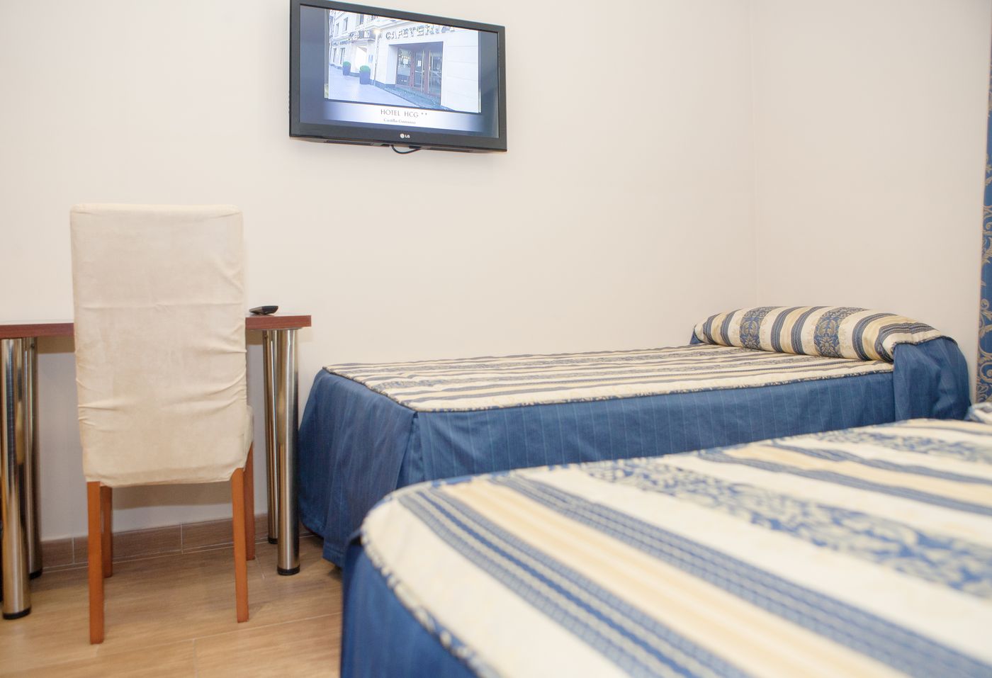 Castilla-Guerrero-Room-24