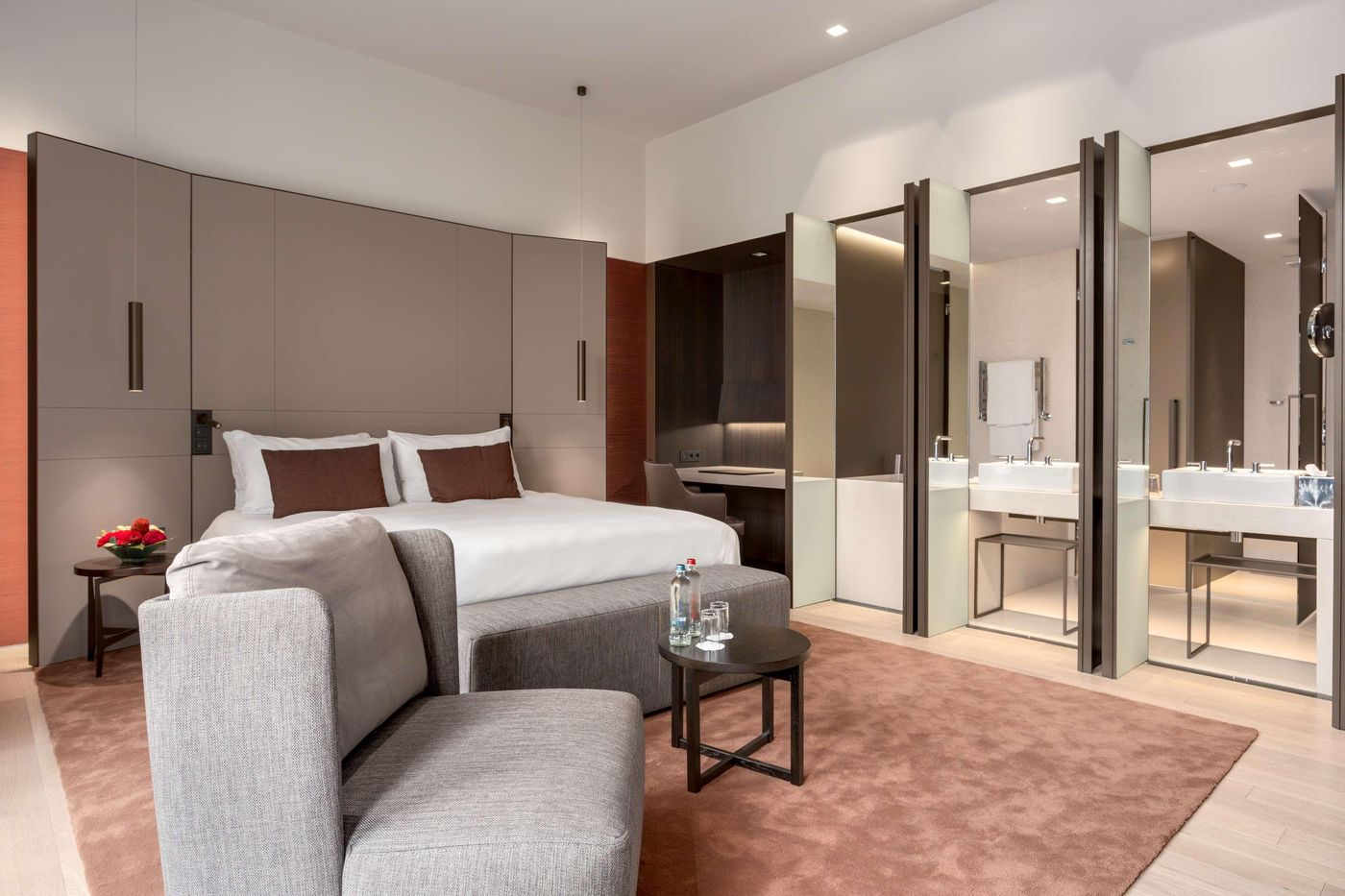 Anantara-Grand-Hotel-Krasnapolsky-Amsterdam-Room-37