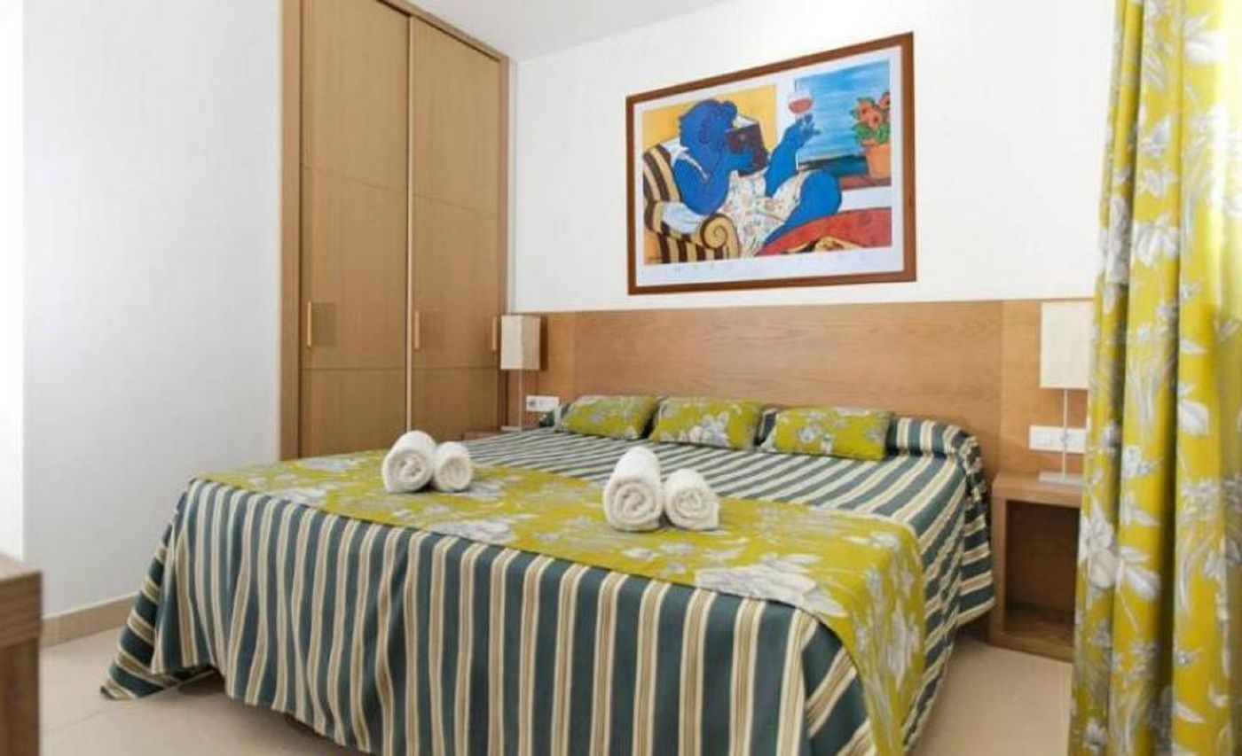 Vacances-Menorca-Resort-Room-35