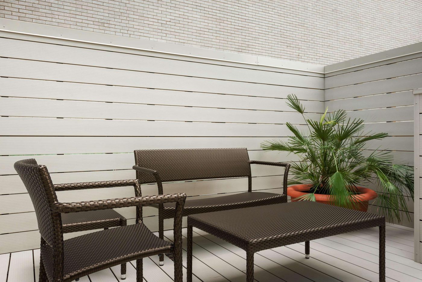 Hampton-Inn-New-York-Downtown-Room-25