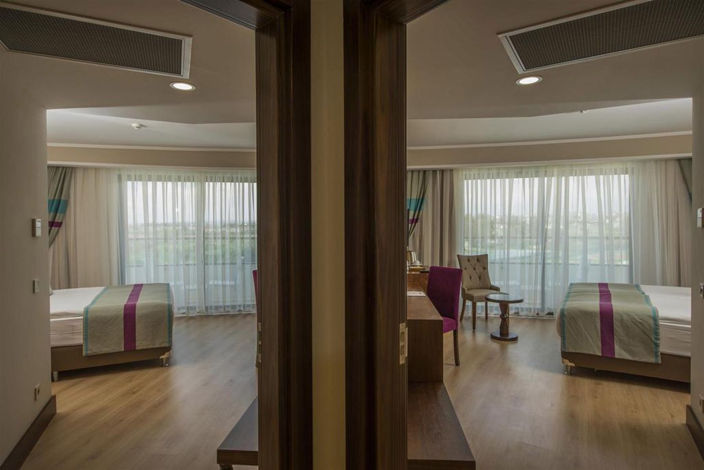 Dream World Aqua Hotel