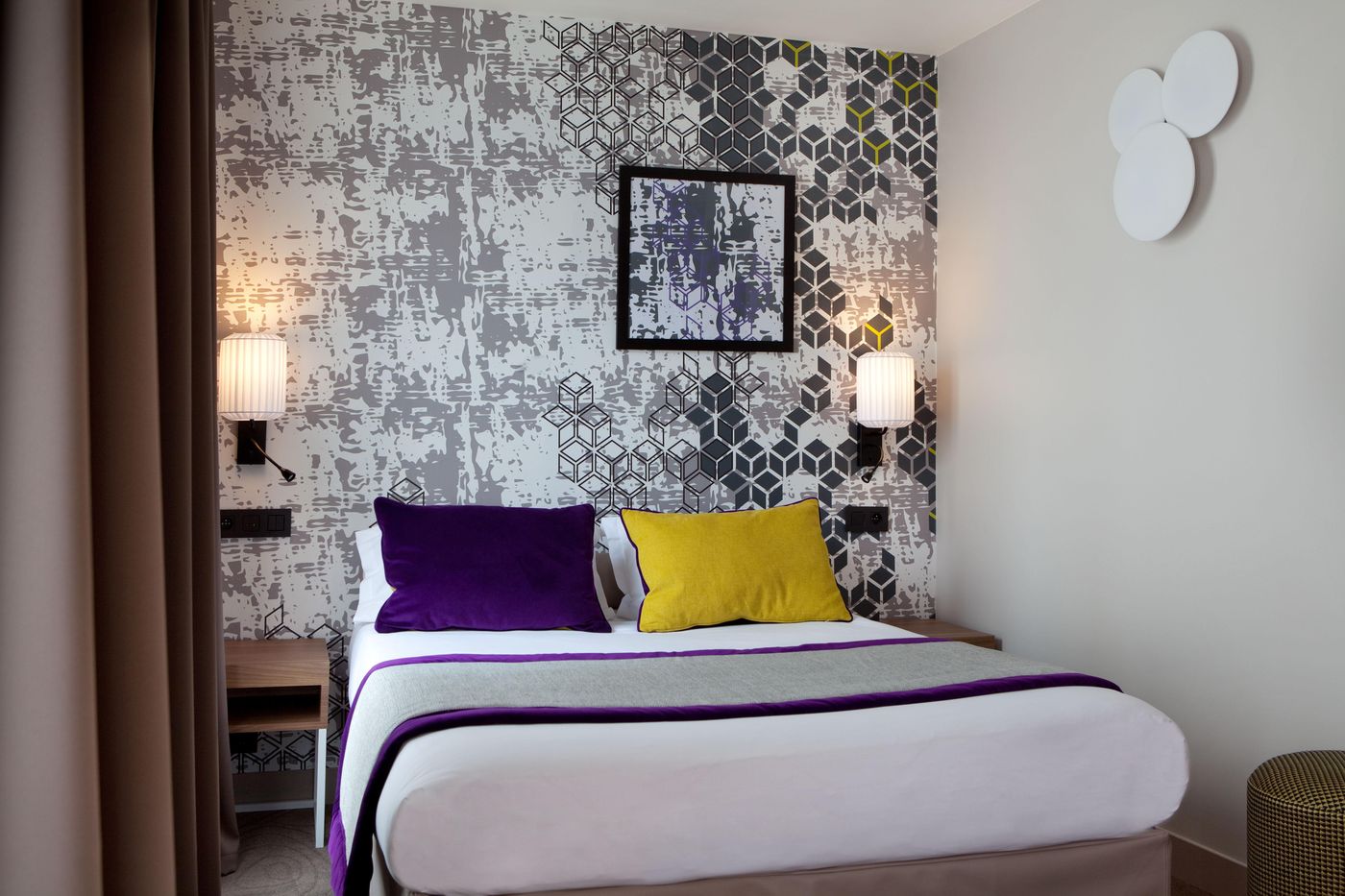 Hotel-des-Nations-Saint-Germain-Room-20