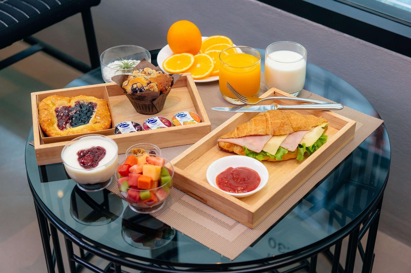 Vib-Best-Western-Sanam-Pao-Restaurant-30