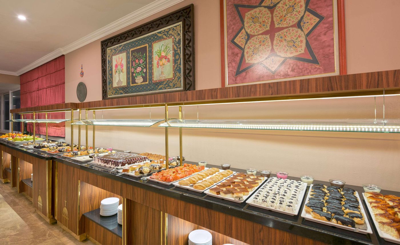 Antique-Roman-Palace-Museum-Hotel---Adults-Only--16---Restaurant-45