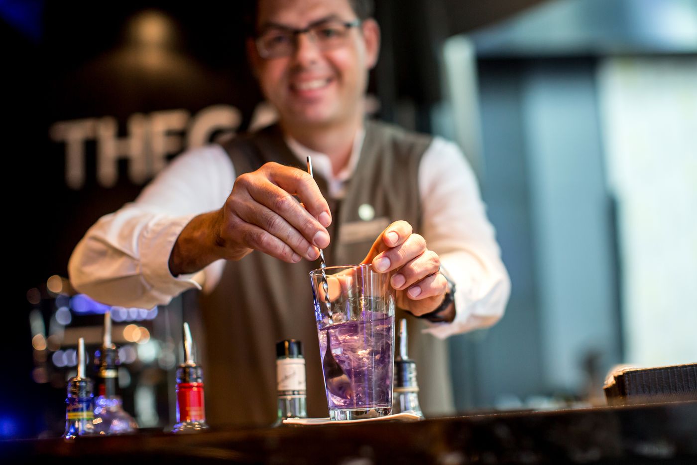 Sheraton-Amsterdam-Airport-Hotel-And-Conference-Center-Bar-75