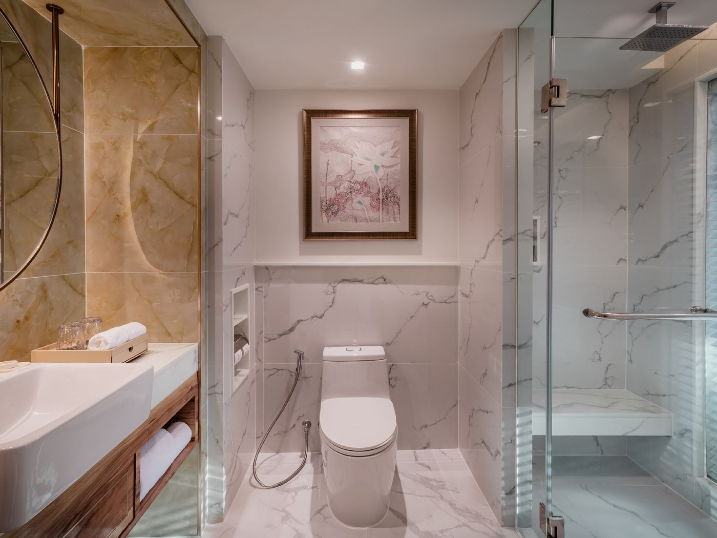 Aira-Hotel-Bangkok-Room-53