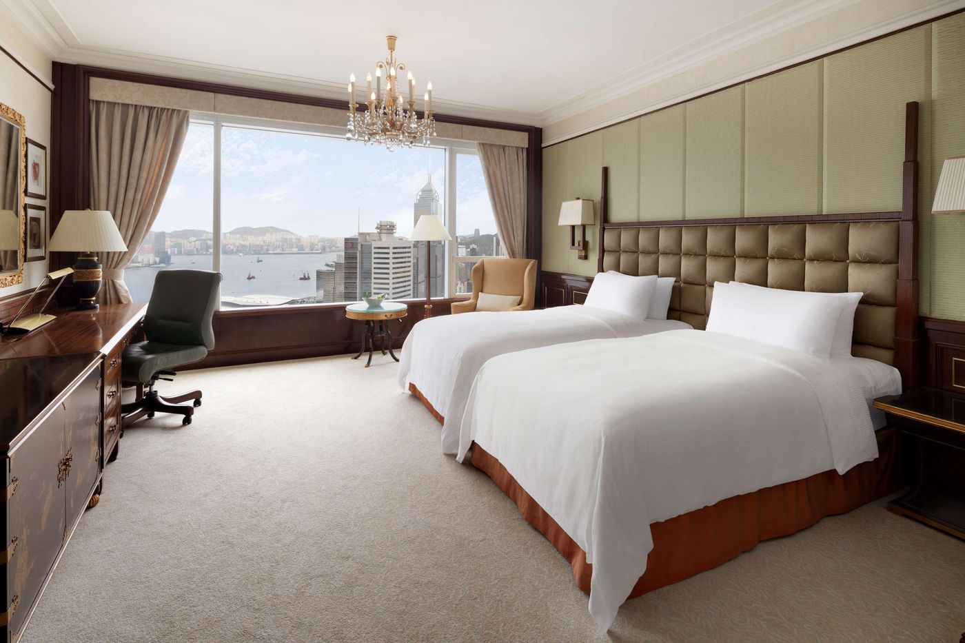 Island-Shangri-La-Hong-Kong-Room-24