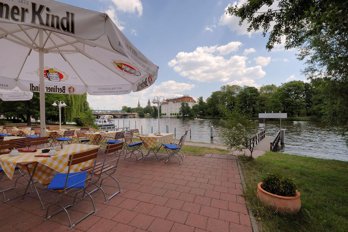 Hotel-am-Schloss-Koepenick-Berlin-by-Golden-Tulip-Terrace-63