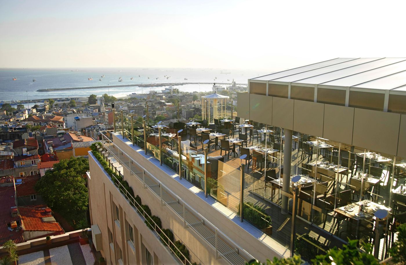 Radisson-Hotel-President-Old-Town-Istanbul-General-view-78