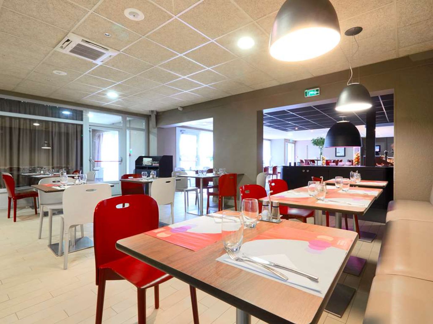 Kyriad-Sannois---Ermont-Restaurant-17