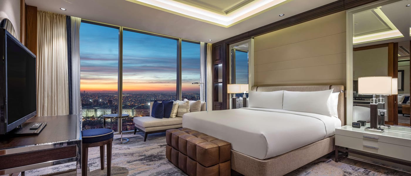 Hilton-Istanbul-Bomonti-Hotel---Conference-Centre-Room-35