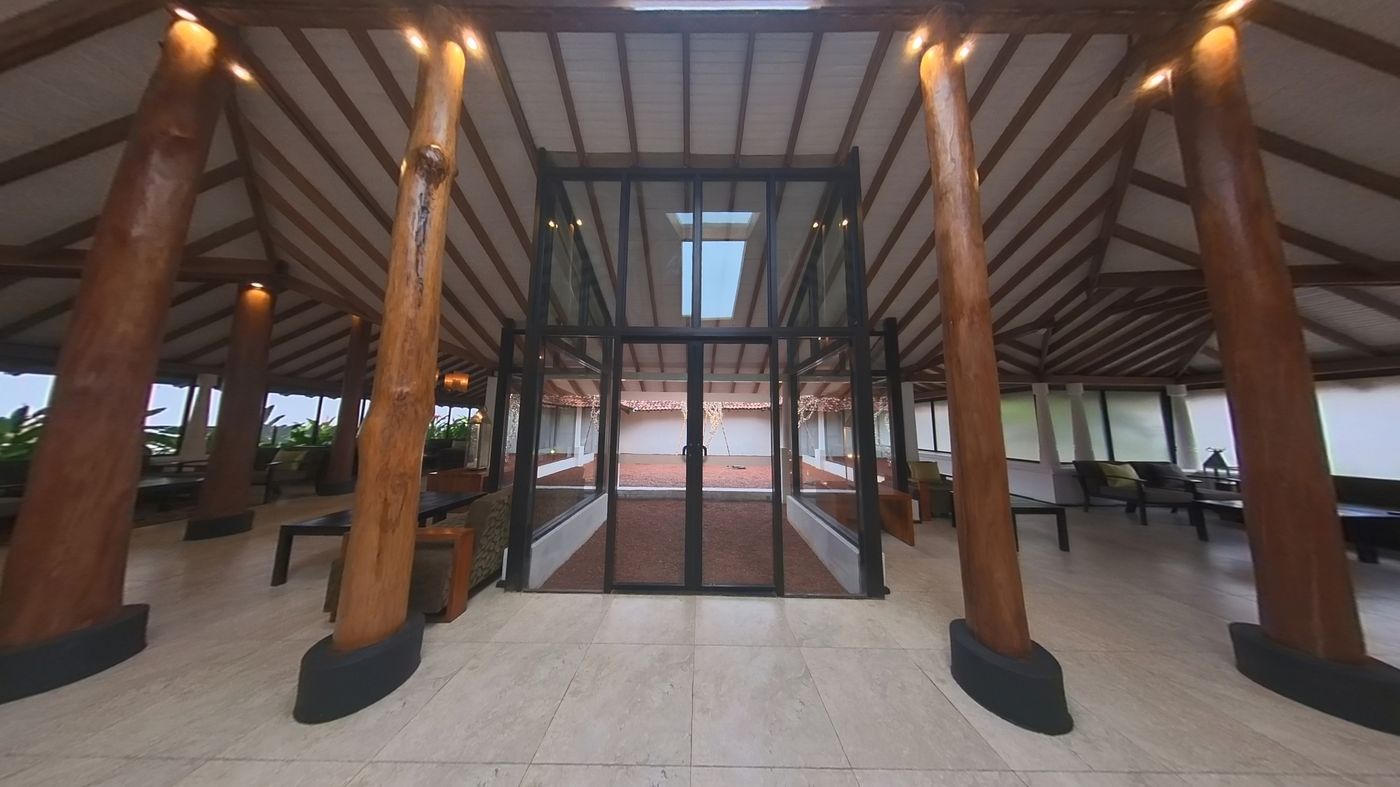 EKHO-Surf-Bentota-Bar-46