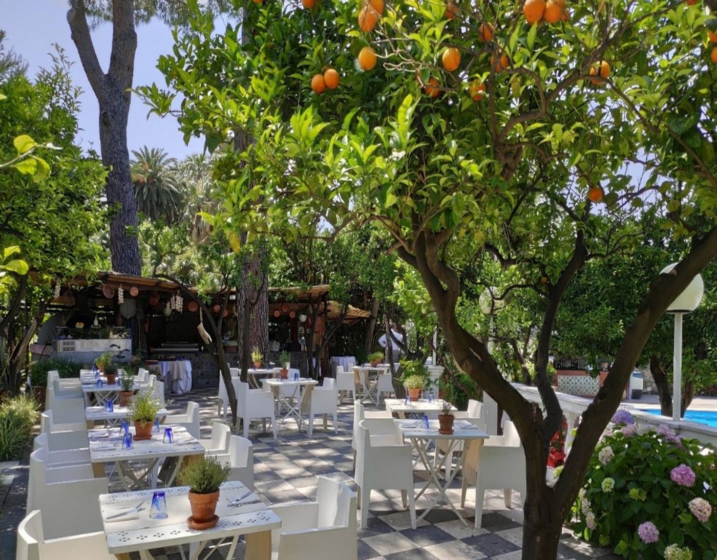 Grand-Hotel-Cocumella-Restaurant-12