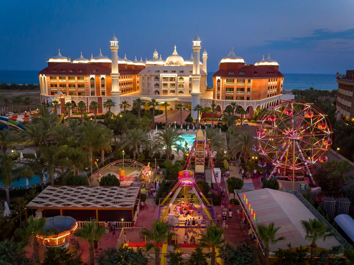 Royal-Taj-Mahal-General-view-11