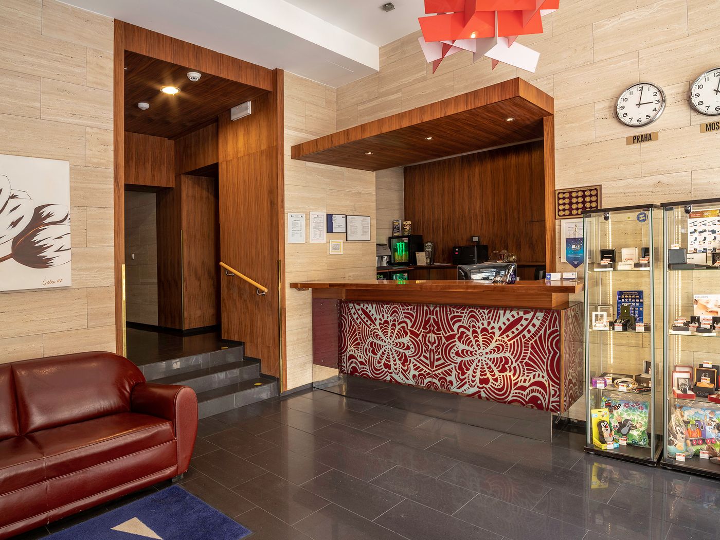 EA-Hotel-Sonata-Lobby-5