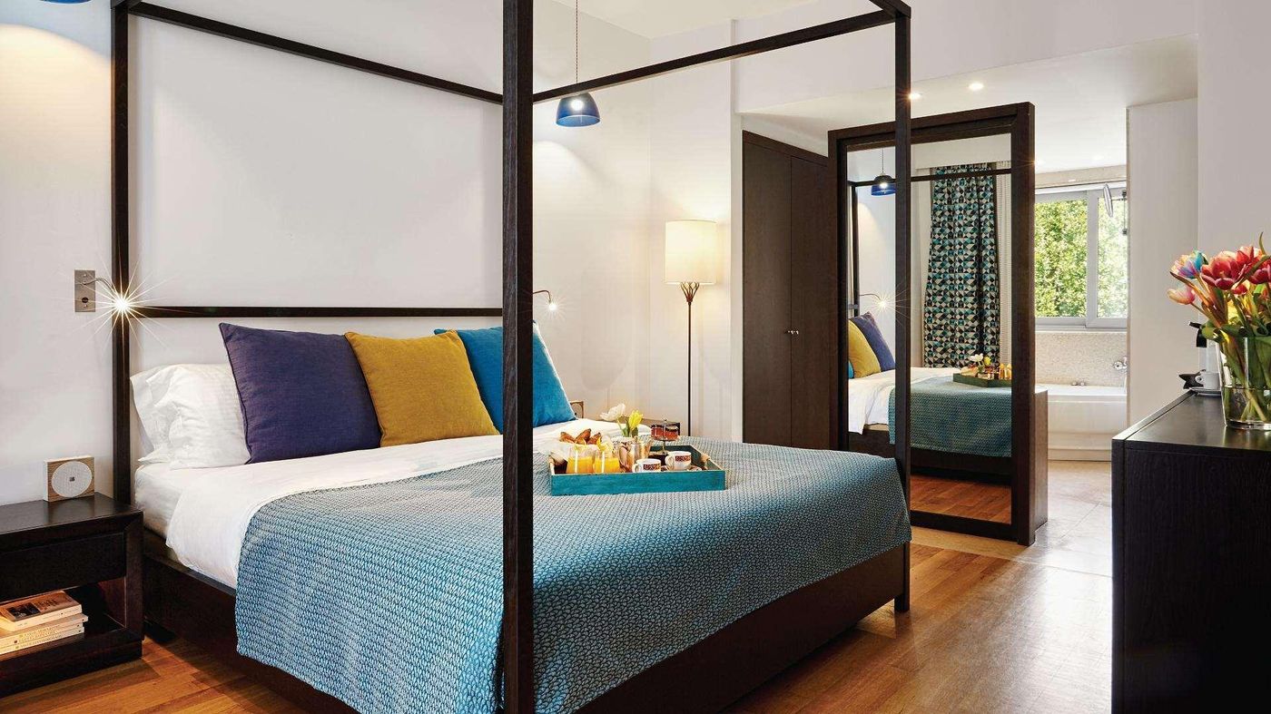 Eagles-Palace-Room-47