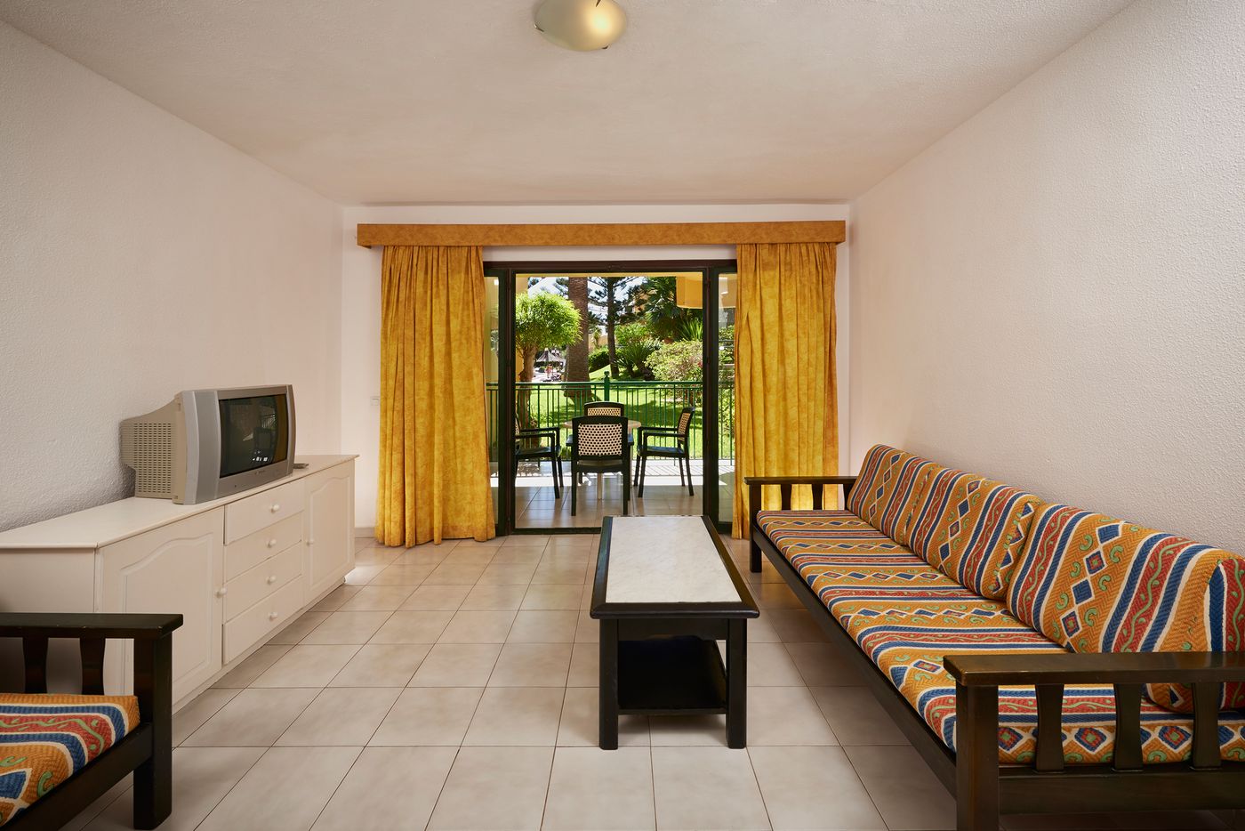 Atlantic-Garden-Beach-Mate-Room-29