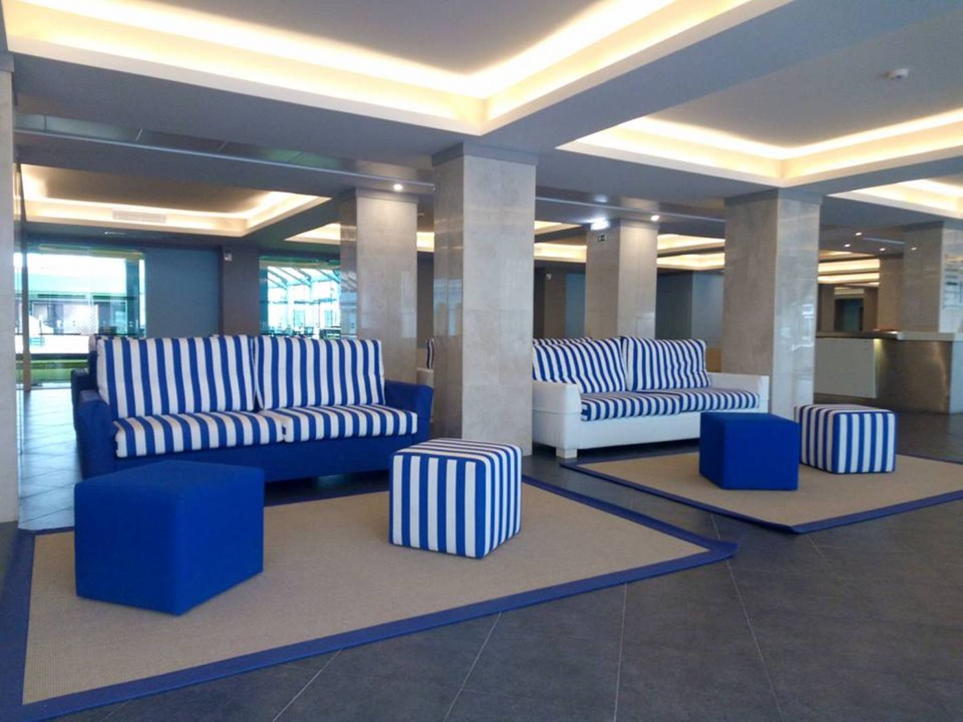 Navegadores-Hotel-Lobby-17