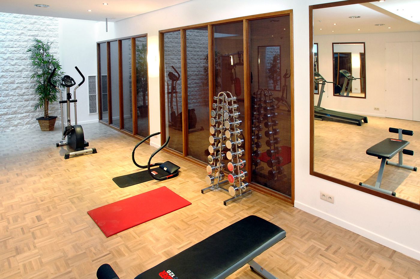 Hotel-Siru-Sports-and-Entertainment-38