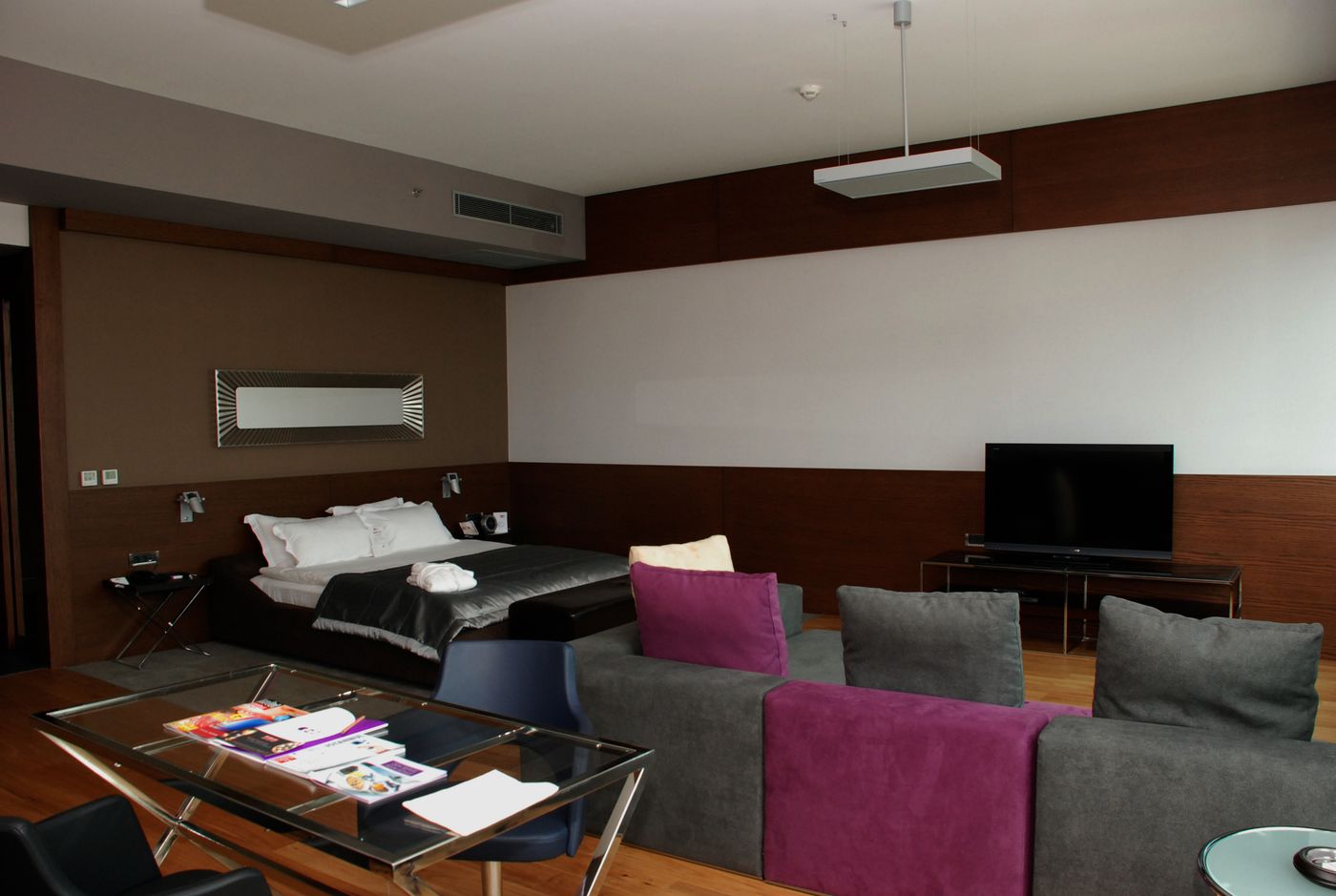 Point-Hotel-Barbaros-Room-29