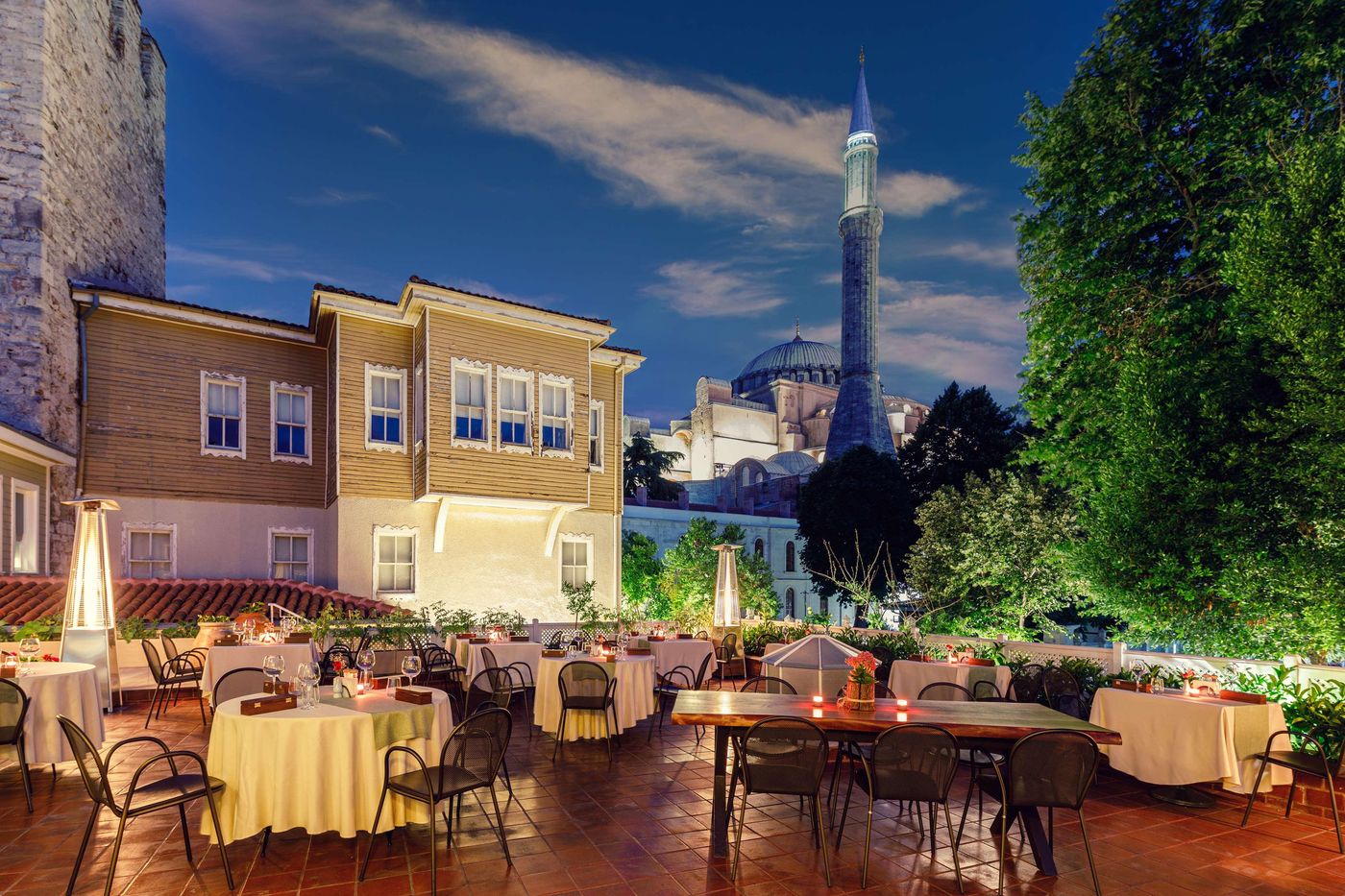 Hagia-Sofia-Mansions-Curio-Collection-by-Hilton-Room-4