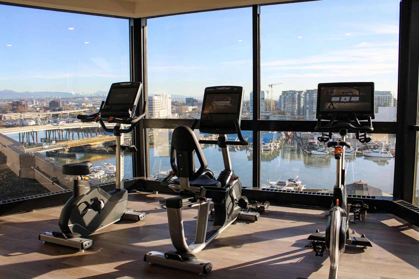 Radisson-Blu-Vancouver-Airport-Sports-and-Entertainment-39