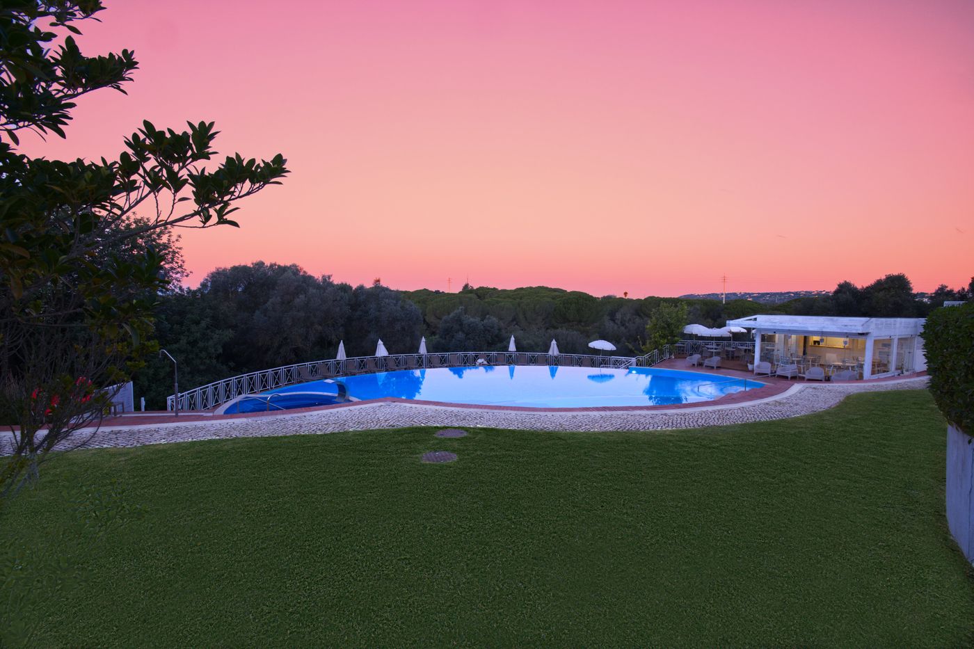 Longevity-Cegonha-Country-Club-Pool-5