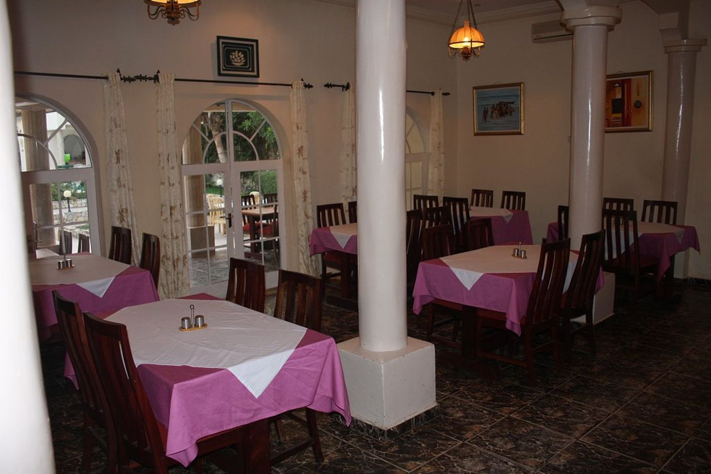 Seaview Gardens Hotel