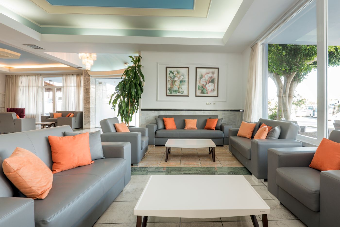 Kosta-Palace-Lobby-50