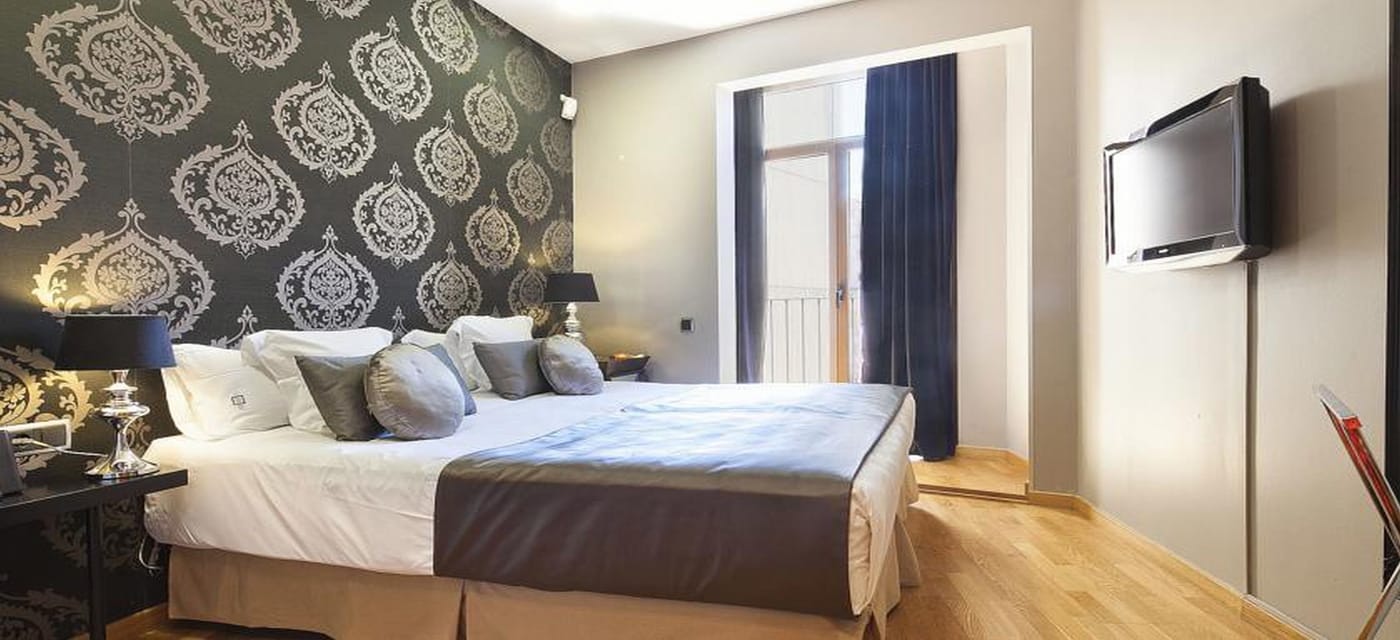 Uma Suites Luxury Midtown-Spain-BARCELONA-Room-9
