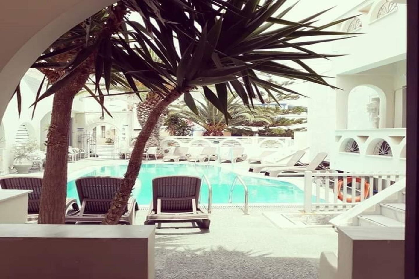 Vp-Prive-Suites-Lobby-16