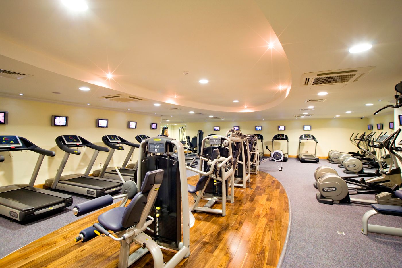 Bonnington-Dublin-Sports-and-Entertainment-52