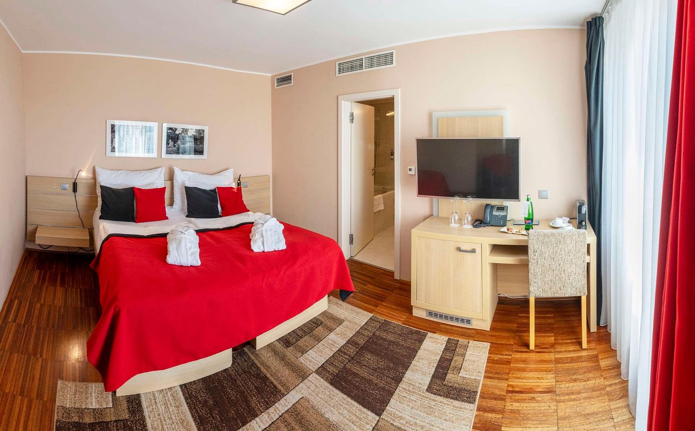 Hotel-Amarilis-Prague-Room-7