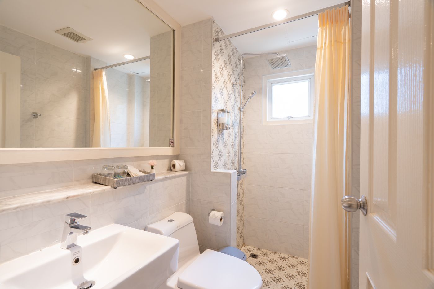 The-Beach-Boutique-House-Room-38