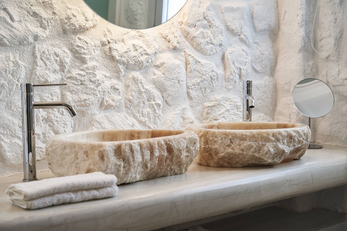 Petri-Suites-Room-49