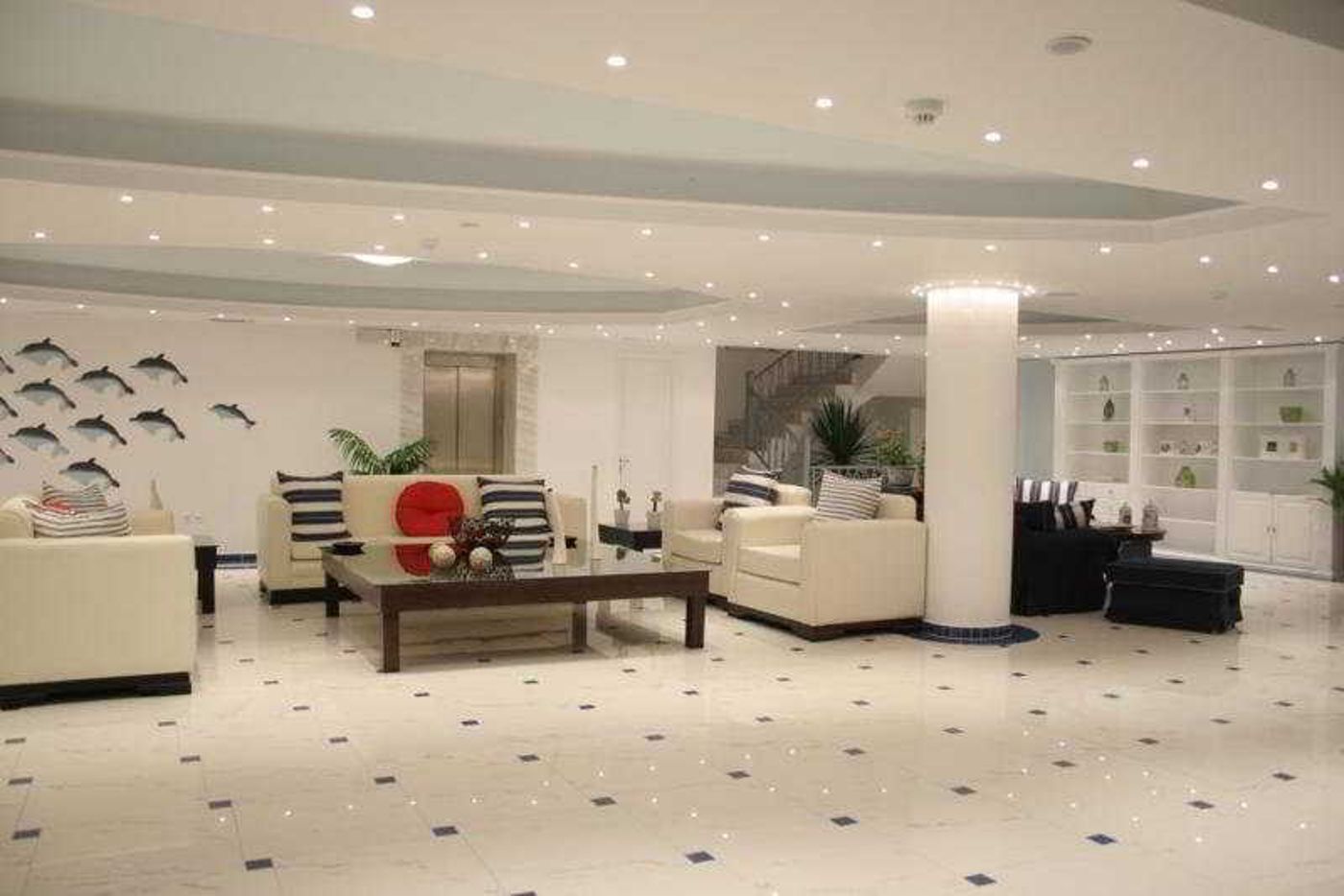 Belvedere-Gerakas-Lux--Suites-Lobby-23