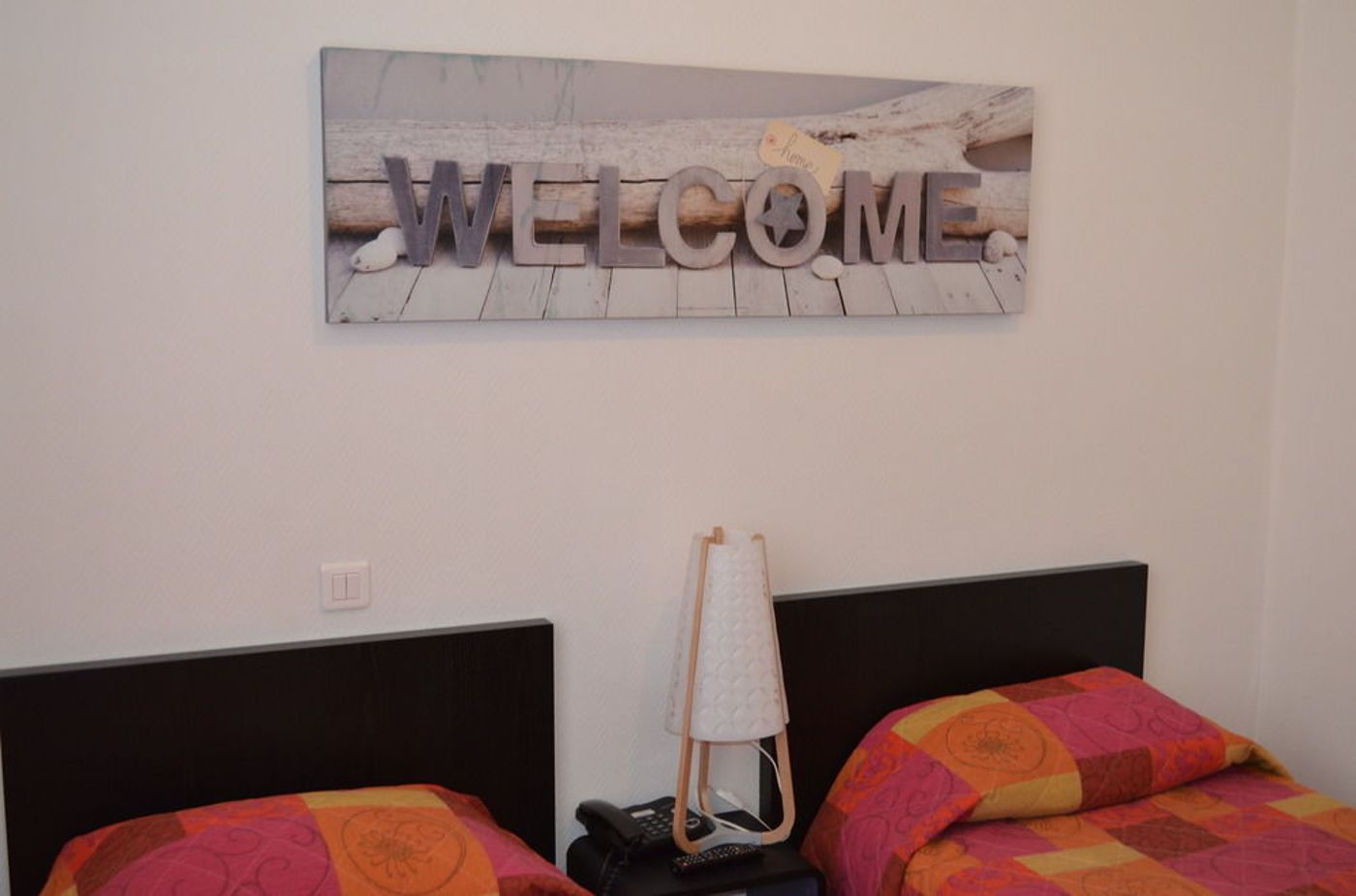 HOTEL-BEAUQUARTIER-MONTMARTRE-Room-27