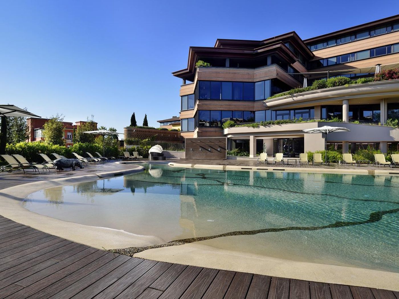 A-Roma-Lifestyle-Hotel-Pool-1