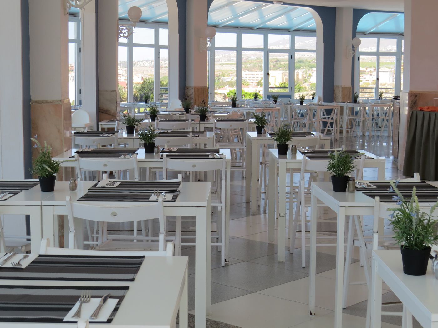 Laguna-Park-II-Restaurant-41