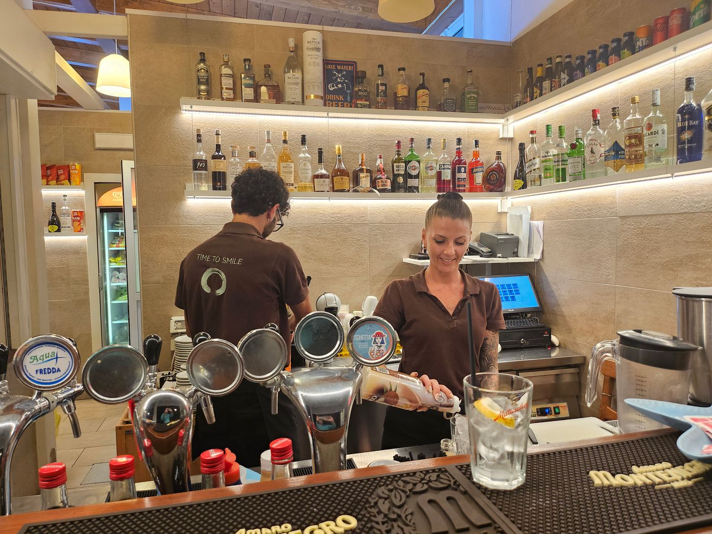 Residence-Villa-Giardini-Bar-61