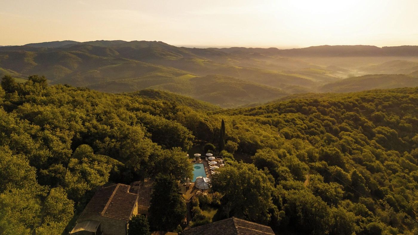 Il-Borgo-Di-Vescine-Pool-60