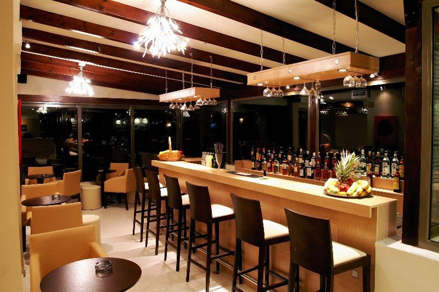 Apollo-Resort-Art-Bar-30