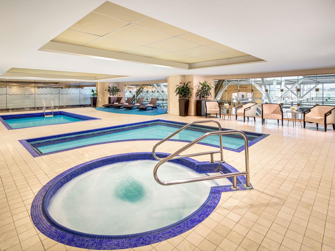 Fairmont-Vancouver-Airport-General-view-58