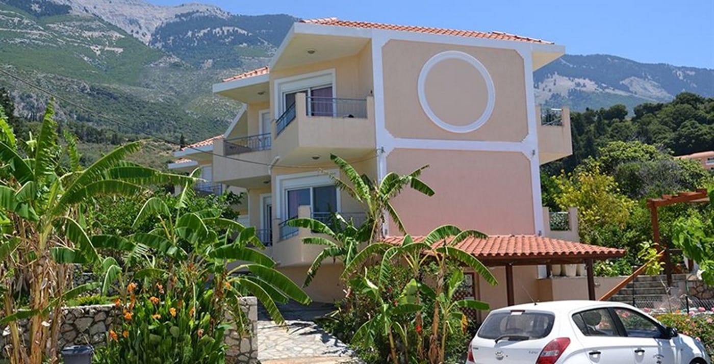 Christina St Apartments