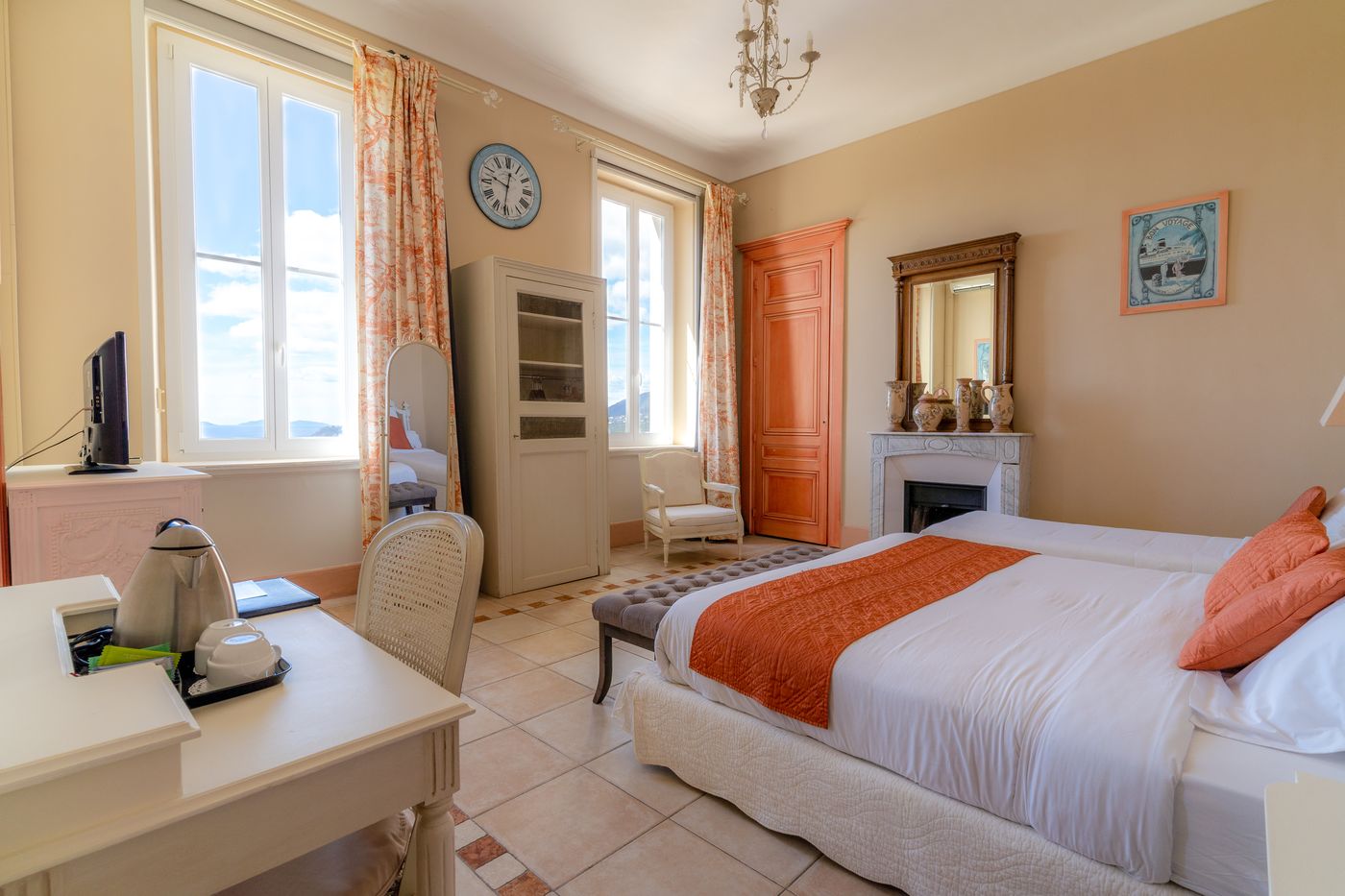 Hotel-L-Orangeraie-Room-21